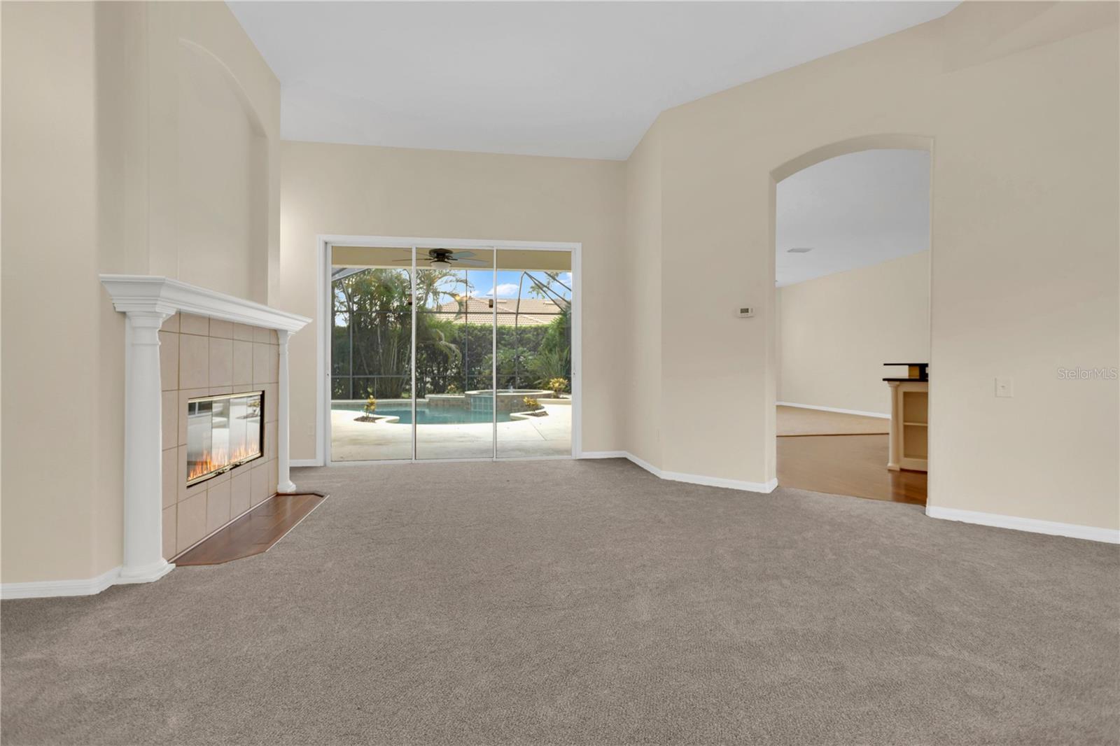 8018 Waterview Blvd Property Photo 3