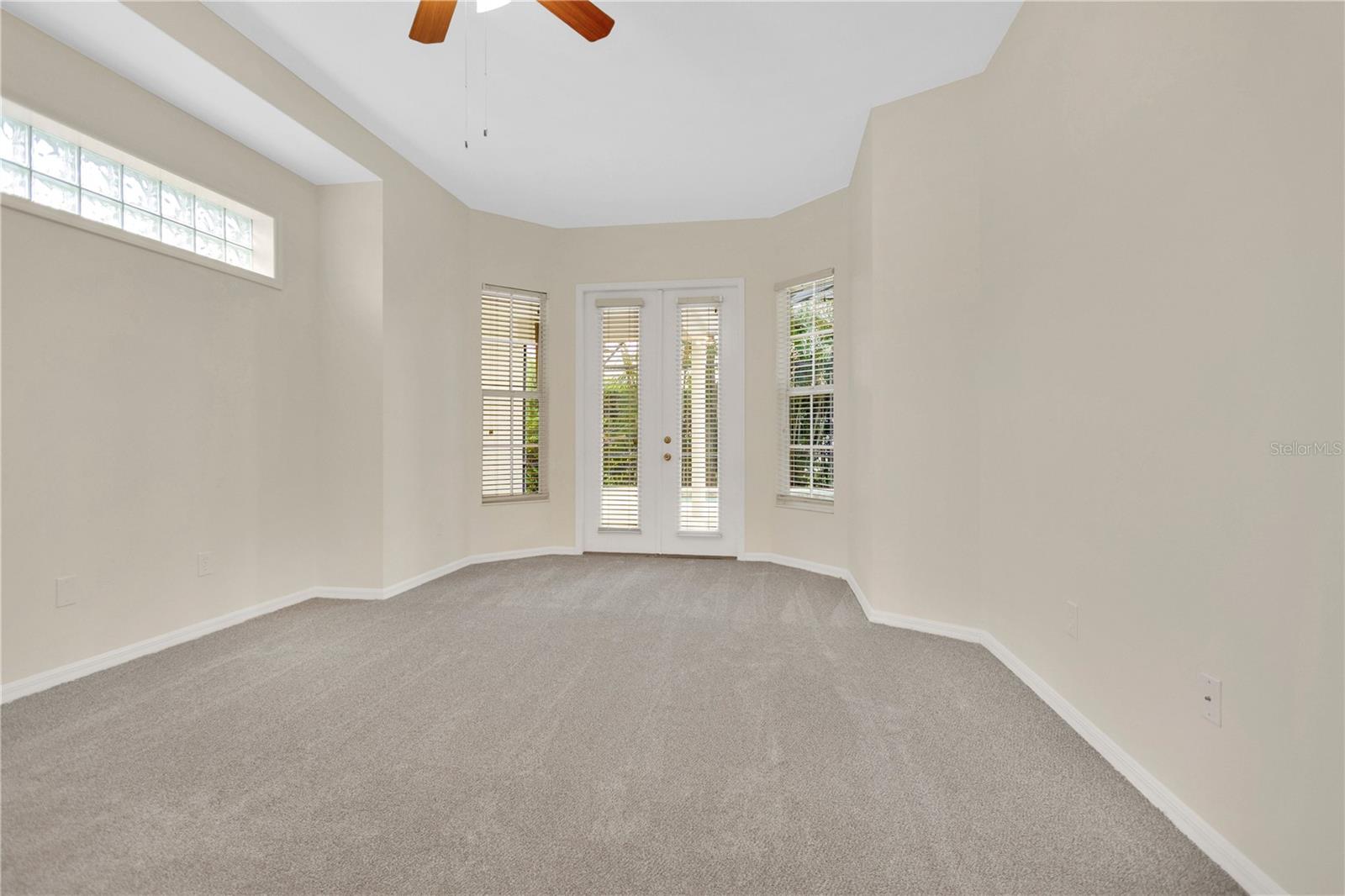 8018 Waterview Blvd Property Photo 12