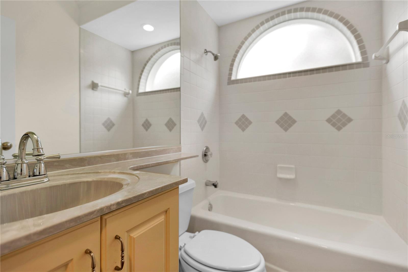 8018 Waterview Blvd Property Photo 23