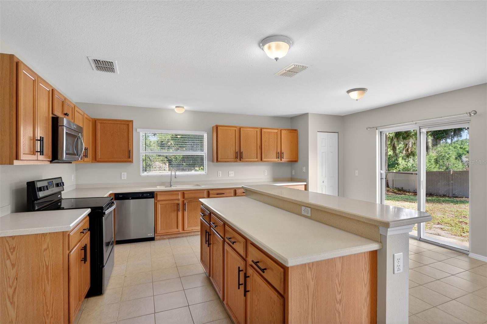 2832 Breezy Meadow Rd Property Photo 6