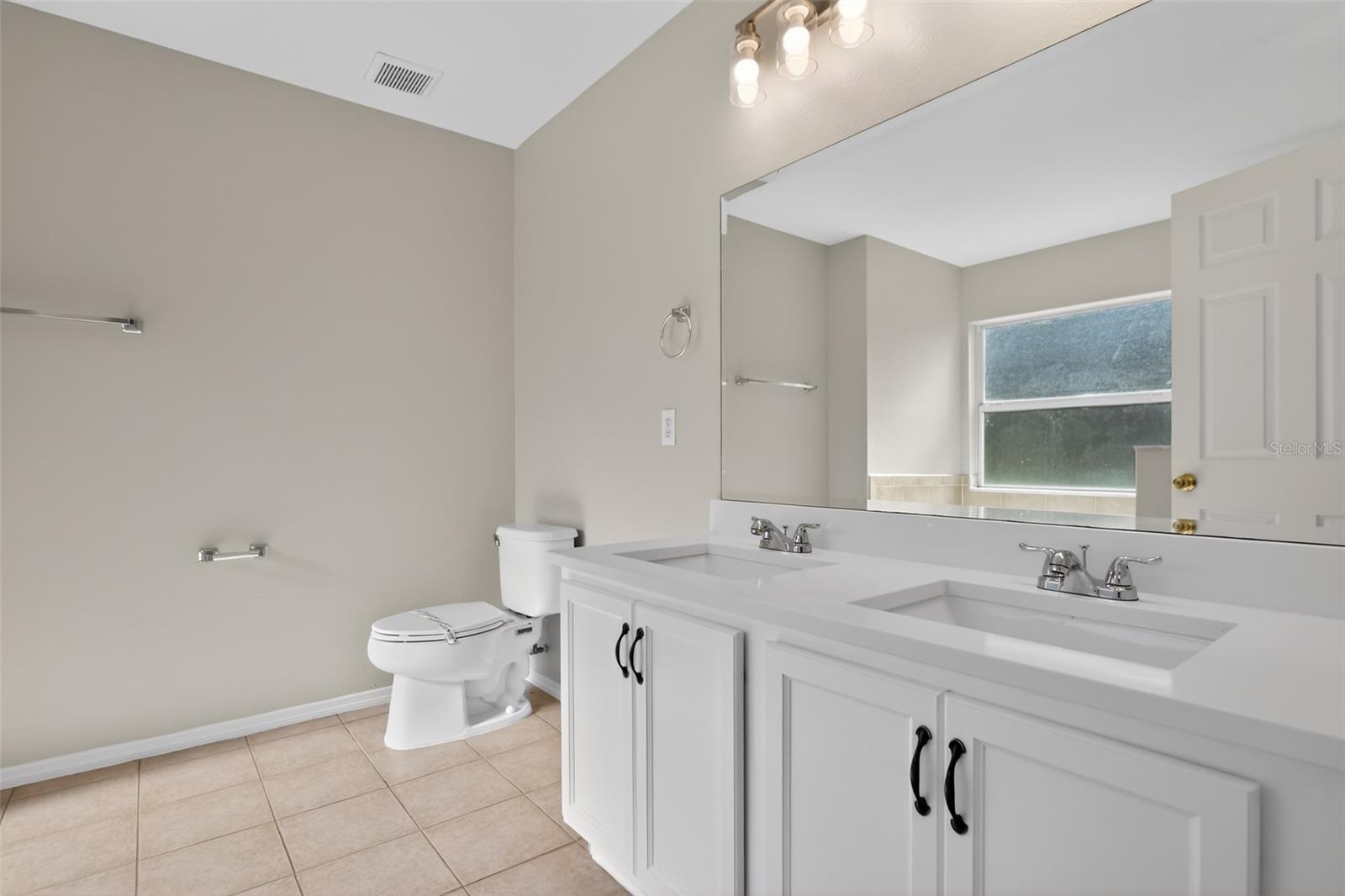 2832 Breezy Meadow Rd Property Photo 27