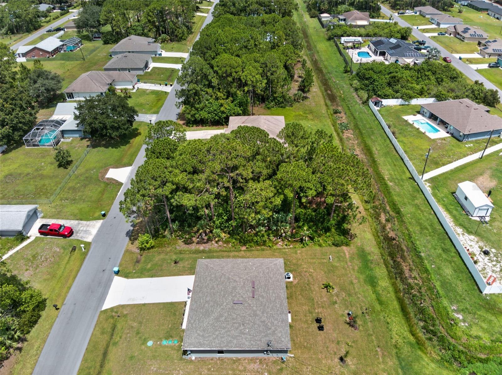 2669 Palomar Ave Se Property Photo 4