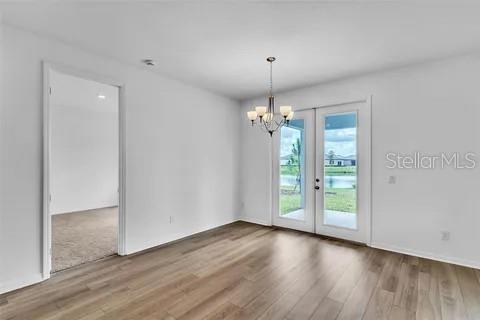 453 Archway Pl Property Photo 4