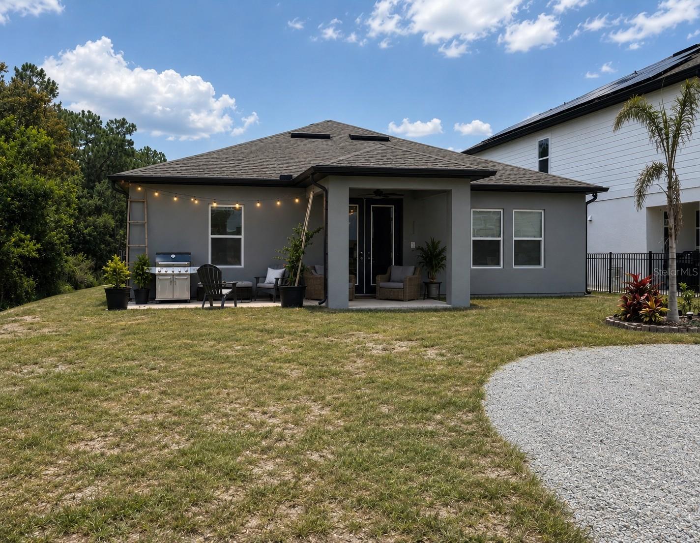 453 Archway Pl Property Photo 16