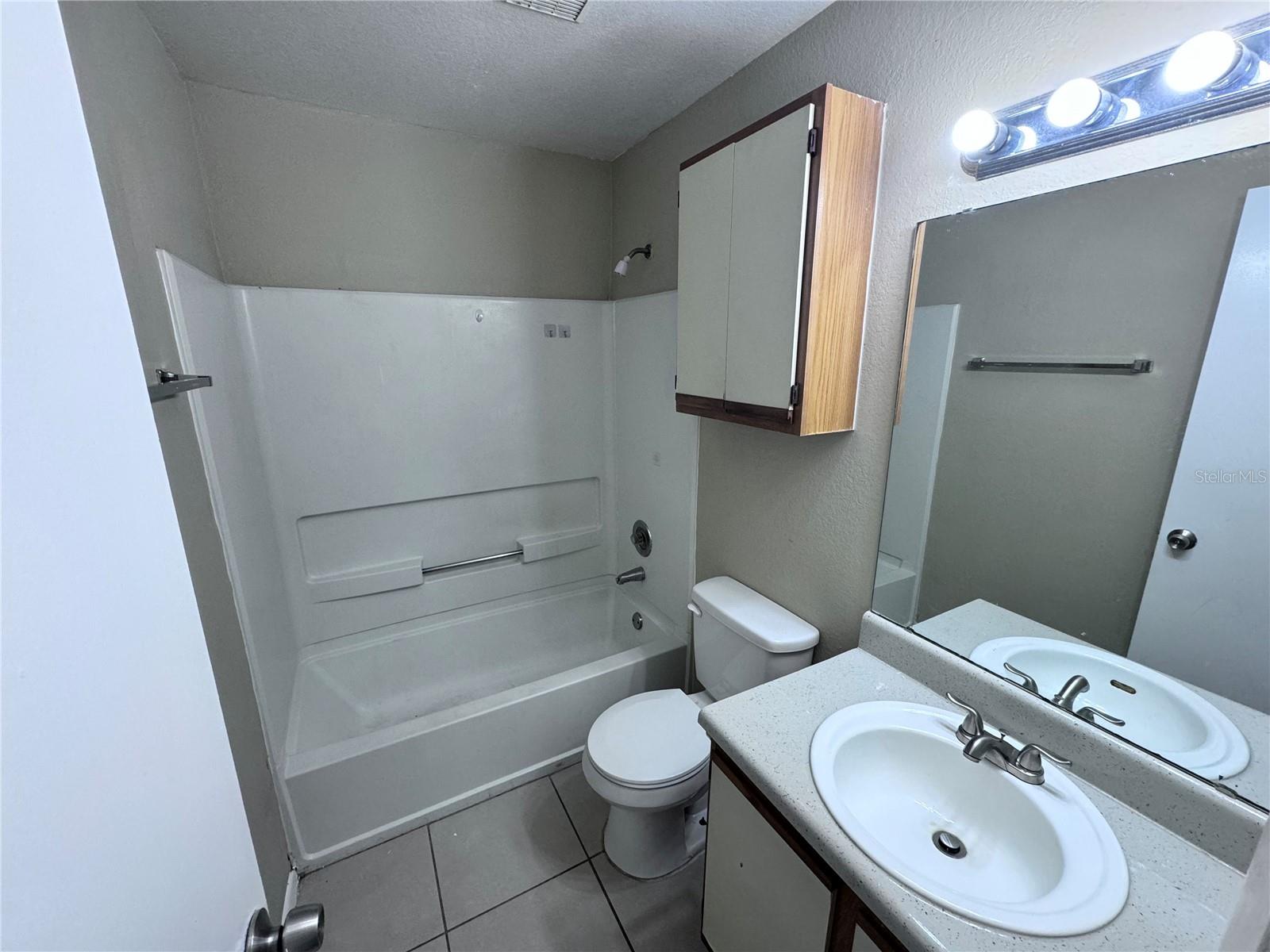 629 Dory Ln #202 Property Photo 12