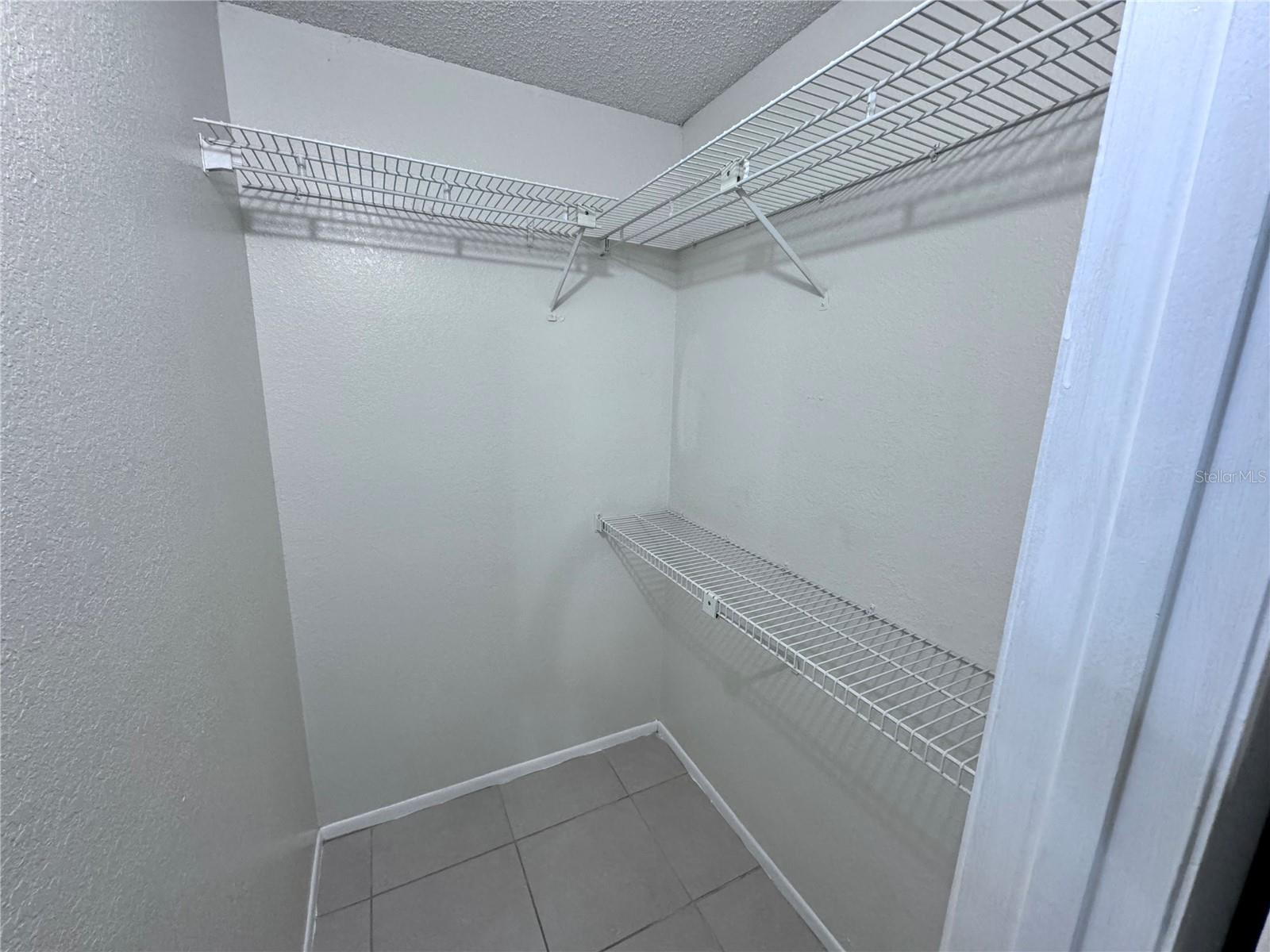 629 Dory Ln #202 Property Photo 16