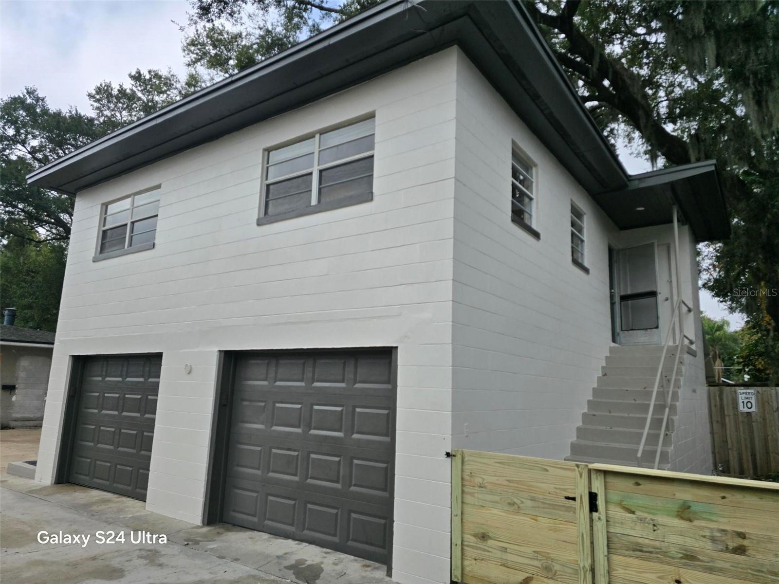 1315 E Central Blvd Property Photo 2