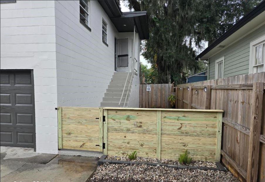 1315 E Central Blvd Property Photo 10
