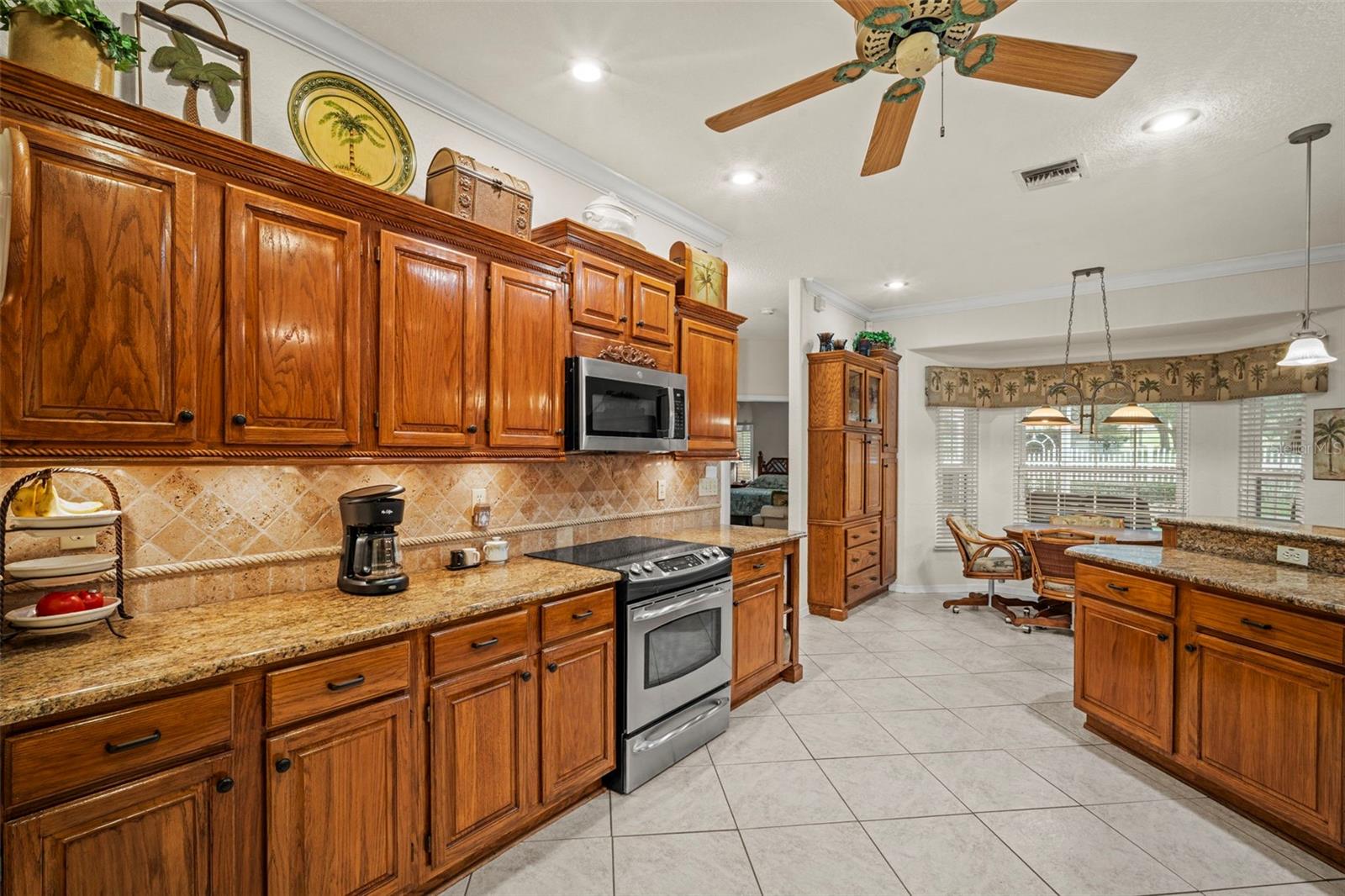 12728 Cynthia Ln Property Photo 22