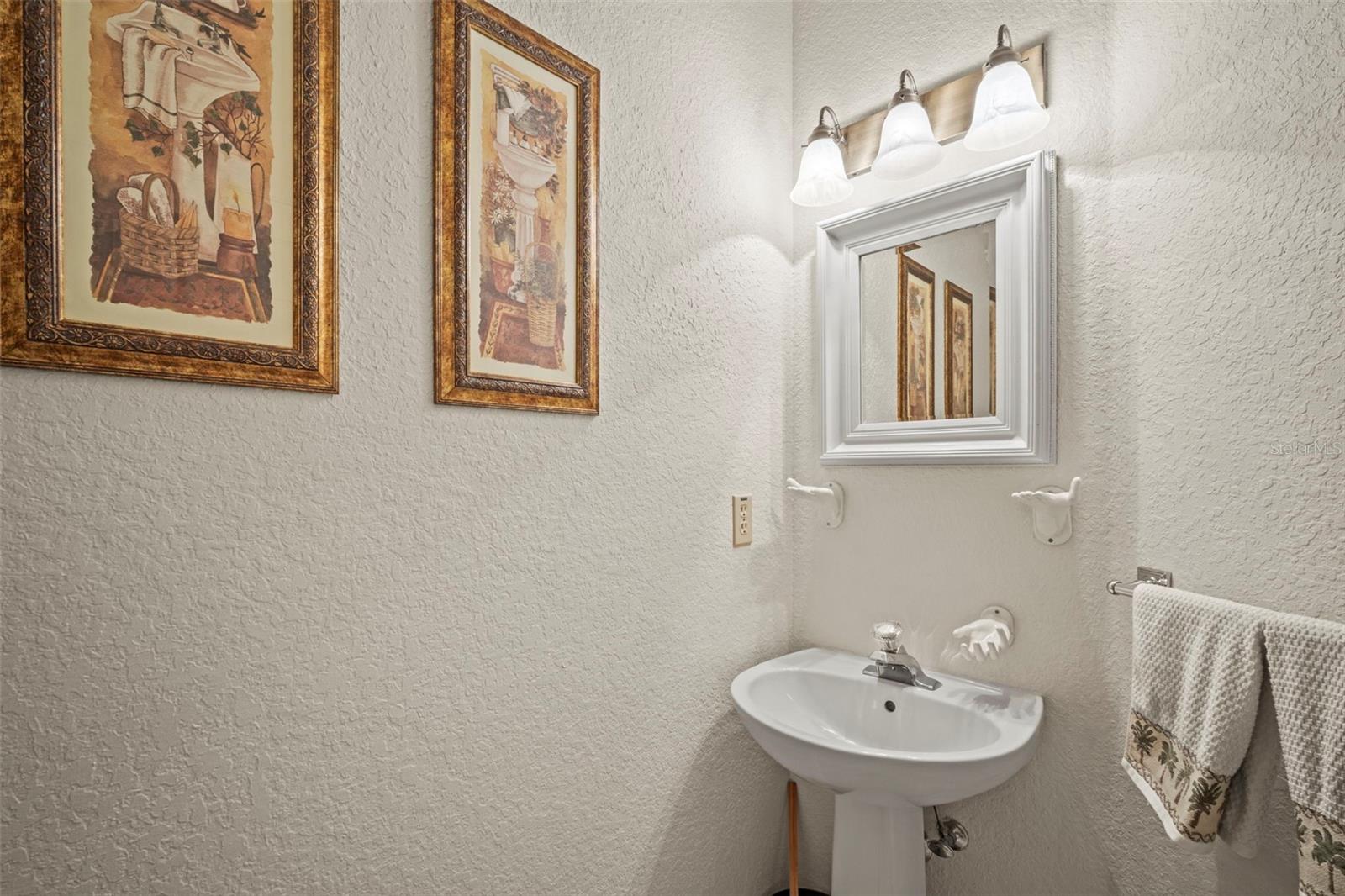 12728 Cynthia Ln Property Photo 31