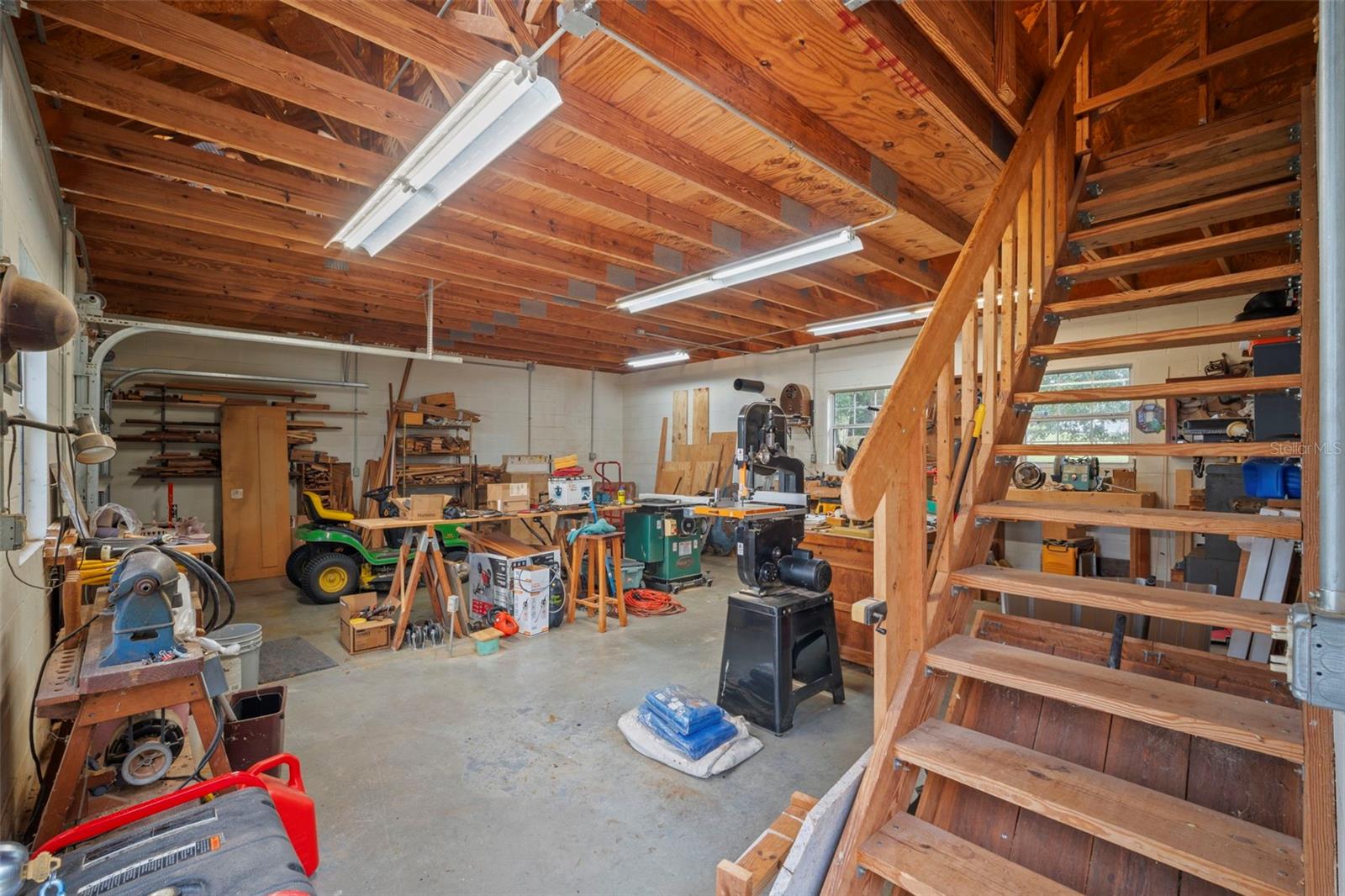 12728 Cynthia Ln Property Photo 59