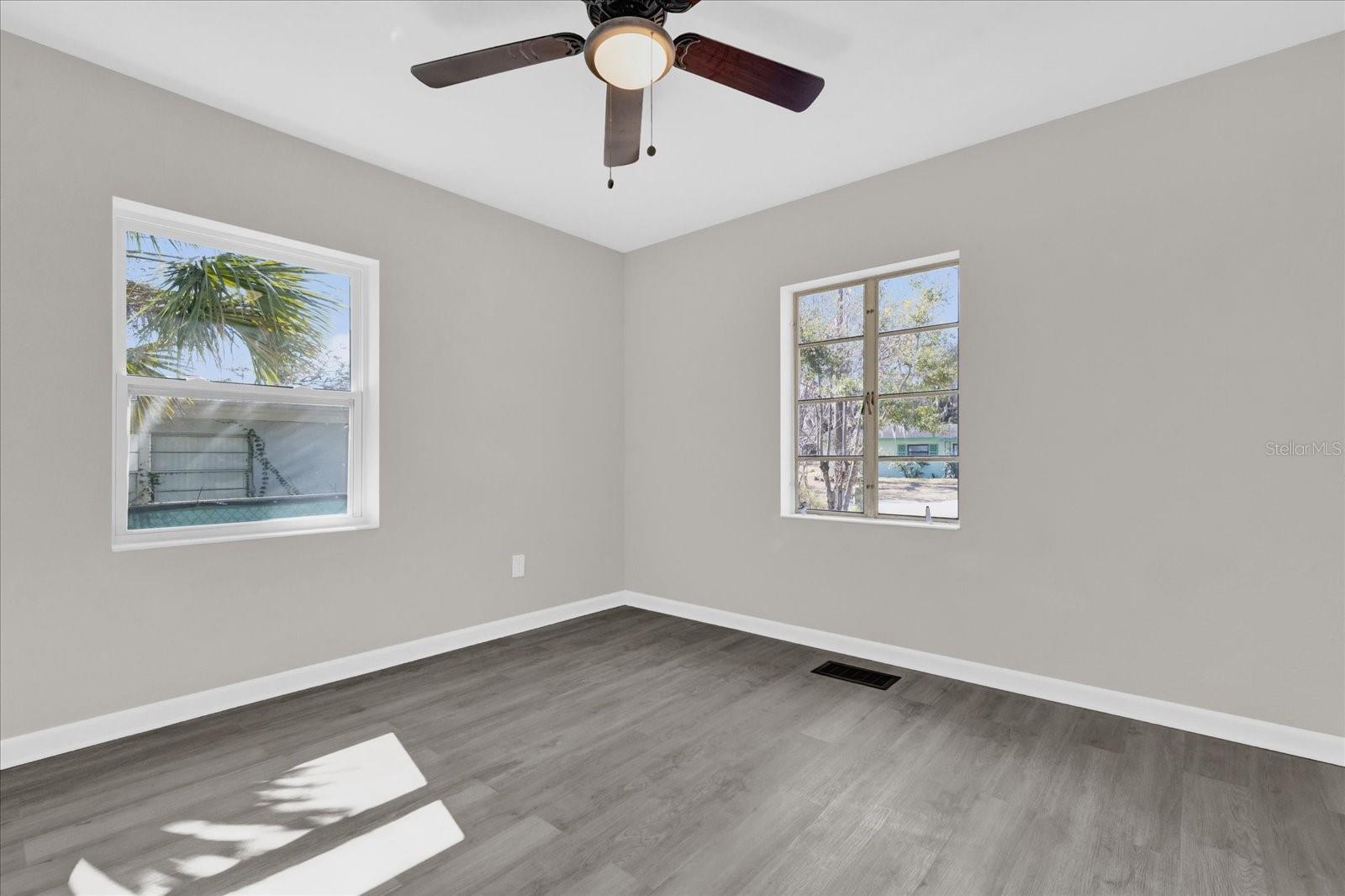 204 Louis St Property Photo 12