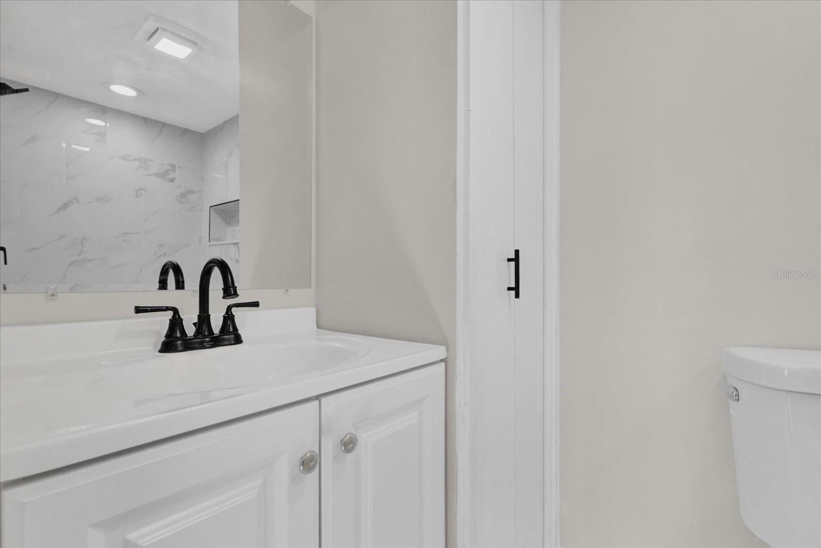 204 Louis St Property Photo 14