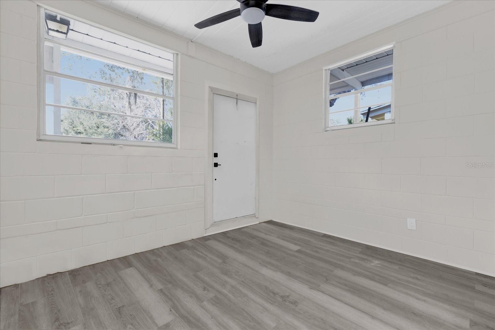 204 Louis St Property Photo 27