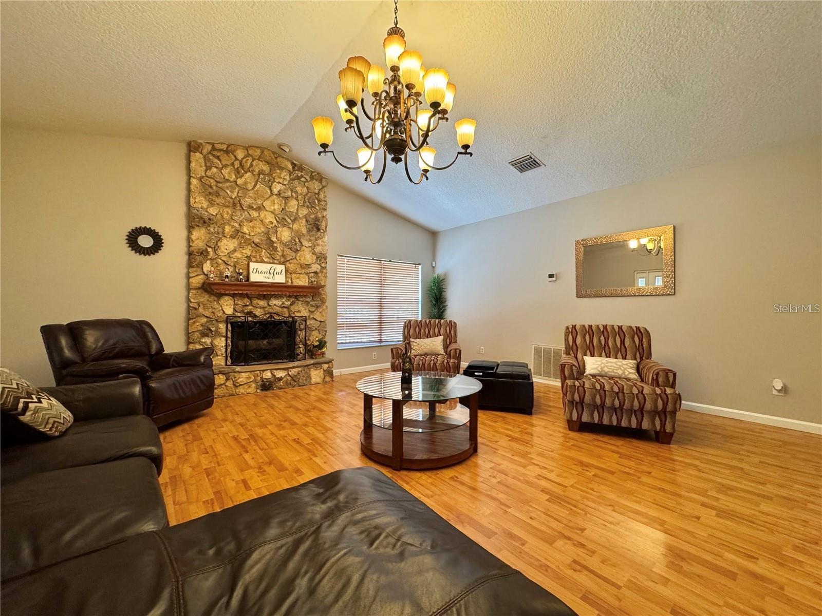 8014 Cote Ct Property Photo 13