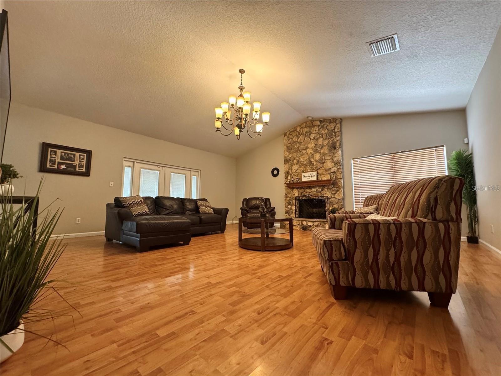 8014 Cote Ct Property Photo 16