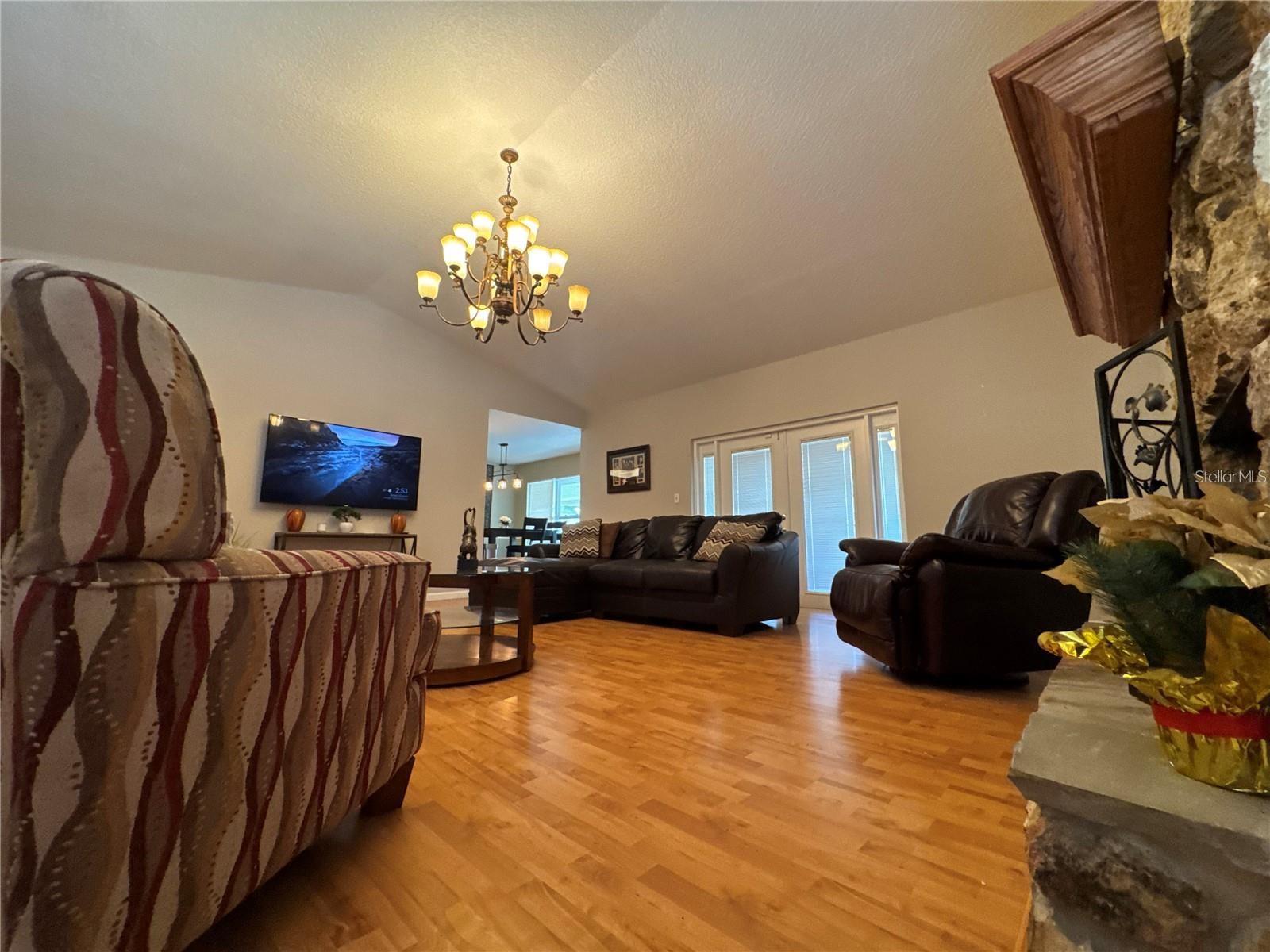 8014 Cote Ct Property Photo 17