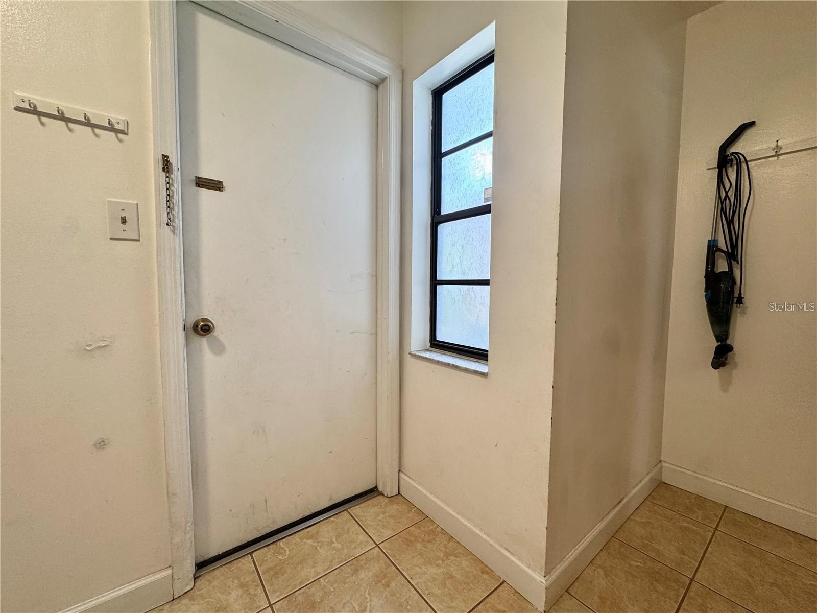 8014 Cote Ct Property Photo 24