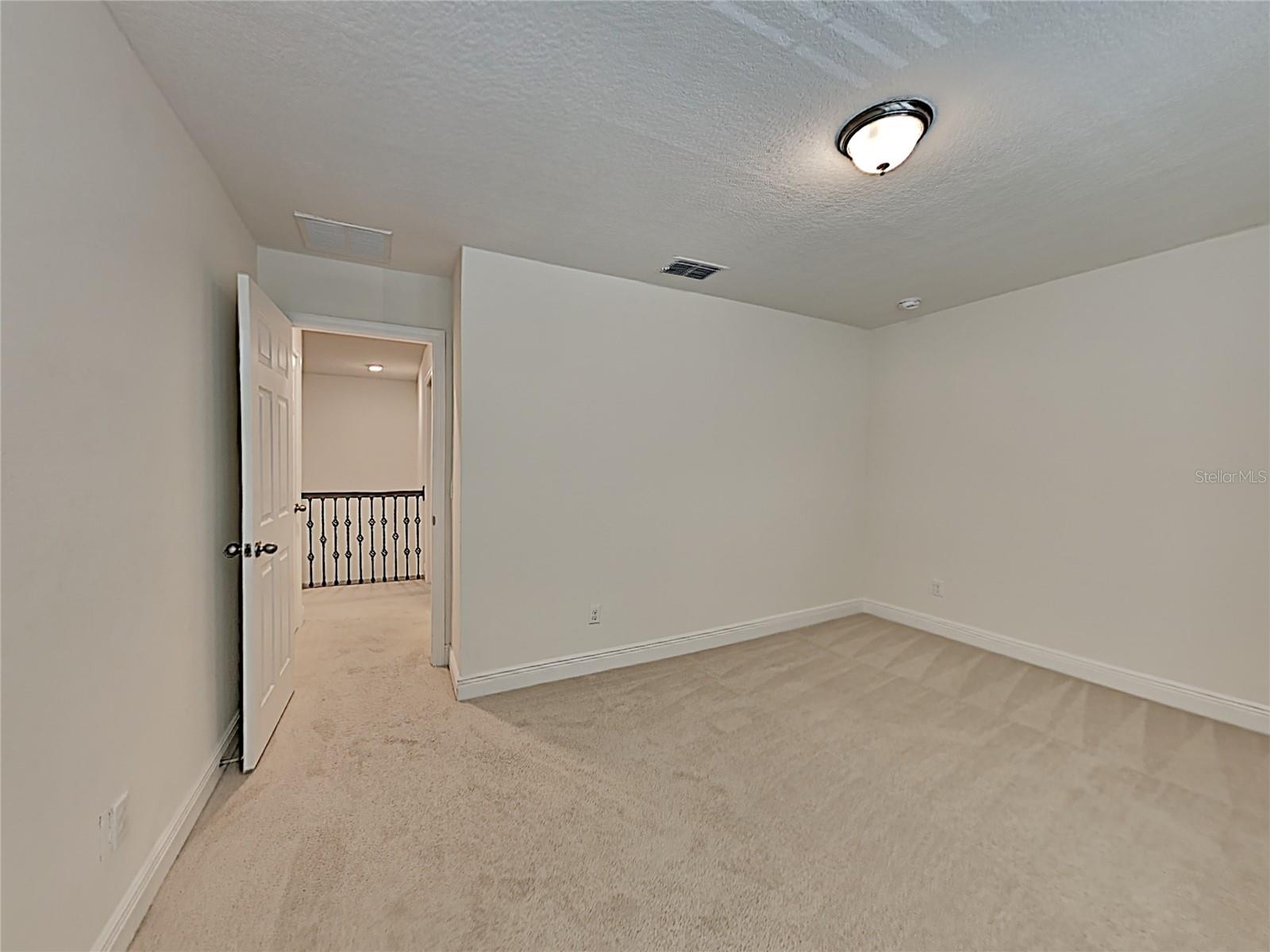 8931 Lookout Pointe Dr Property Photo 15