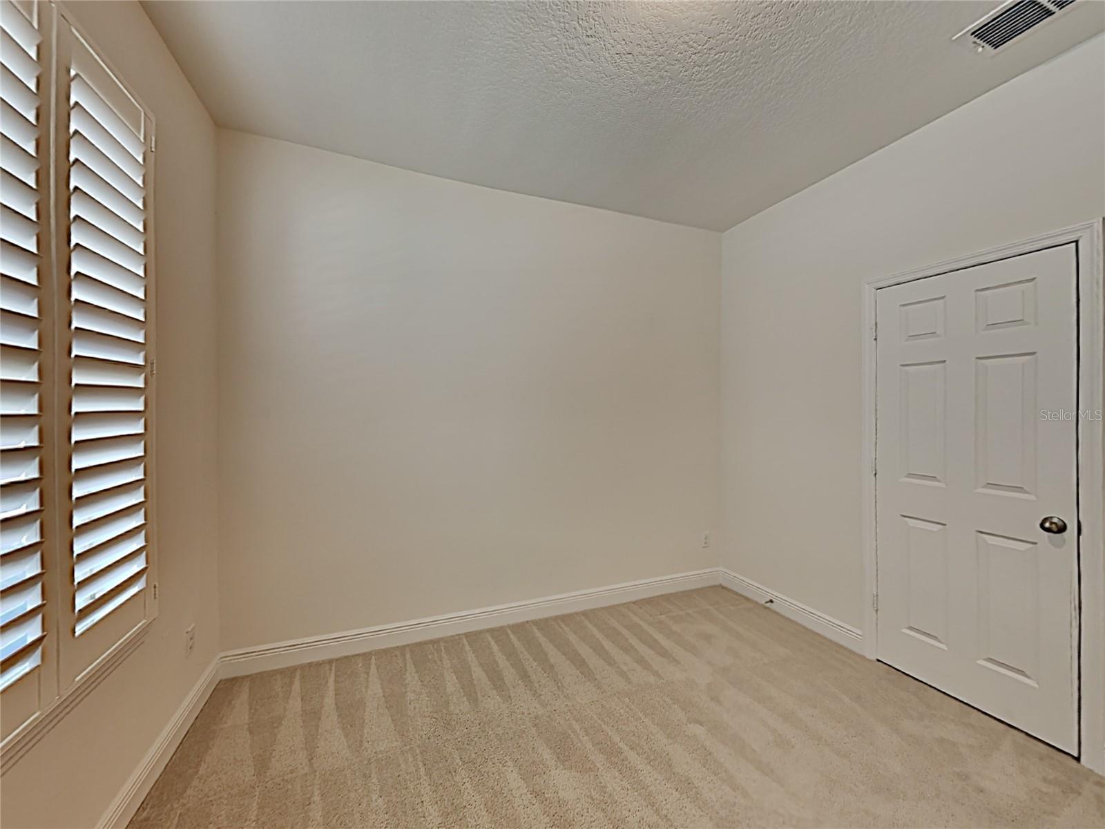 8931 Lookout Pointe Dr Property Photo 18