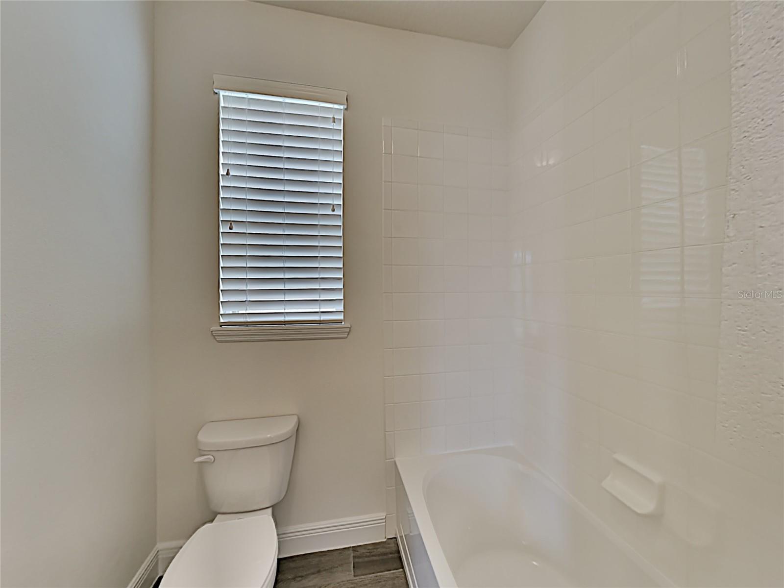 8931 Lookout Pointe Dr Property Photo 21