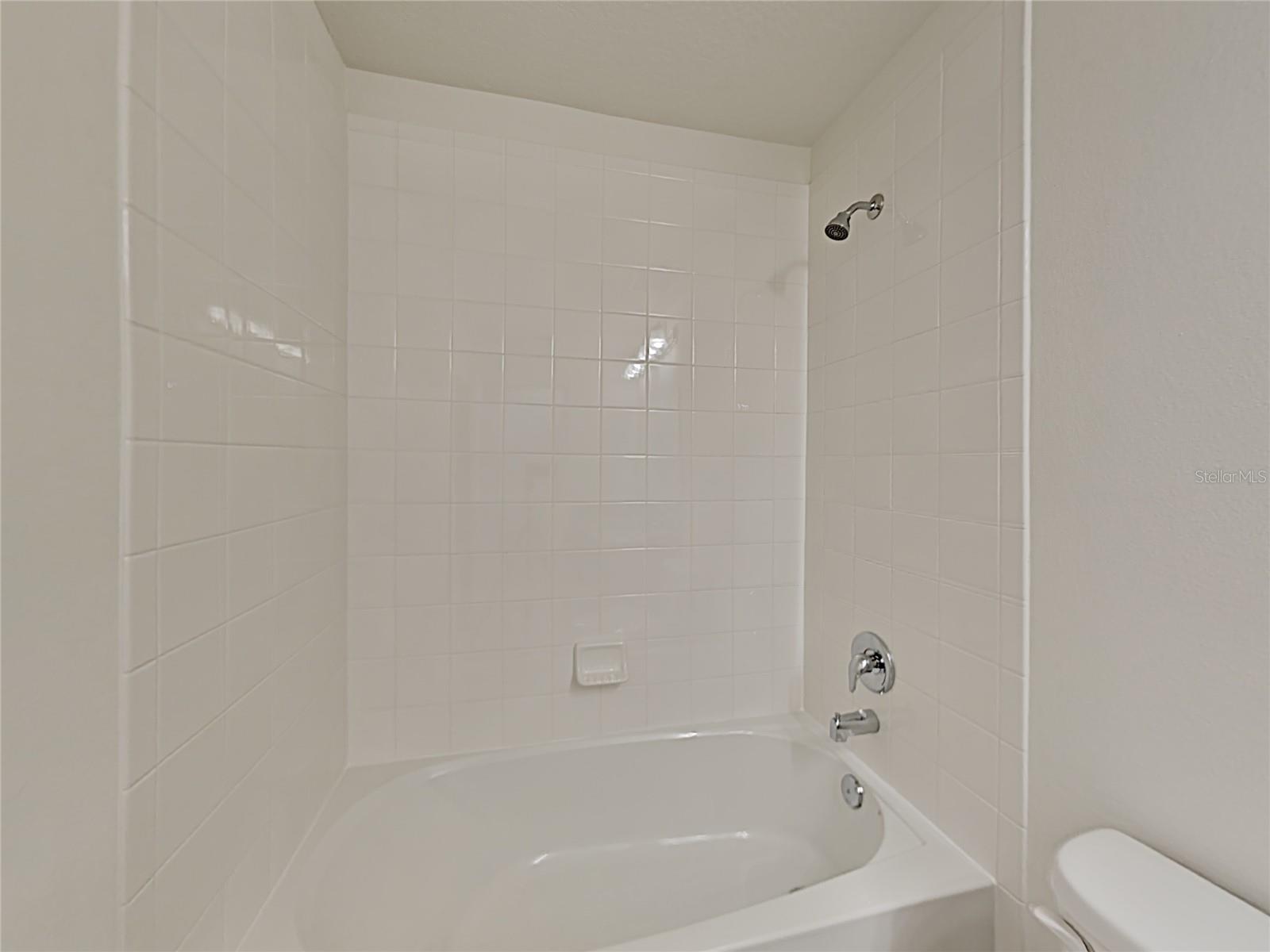 8931 Lookout Pointe Dr Property Photo 23