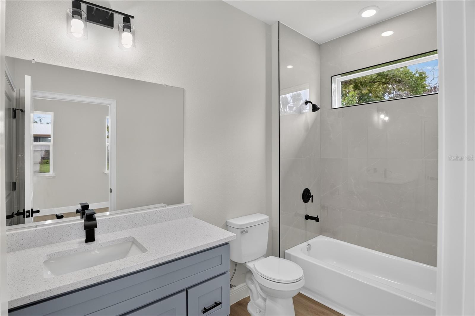 54 Douglas St Property Photo 19