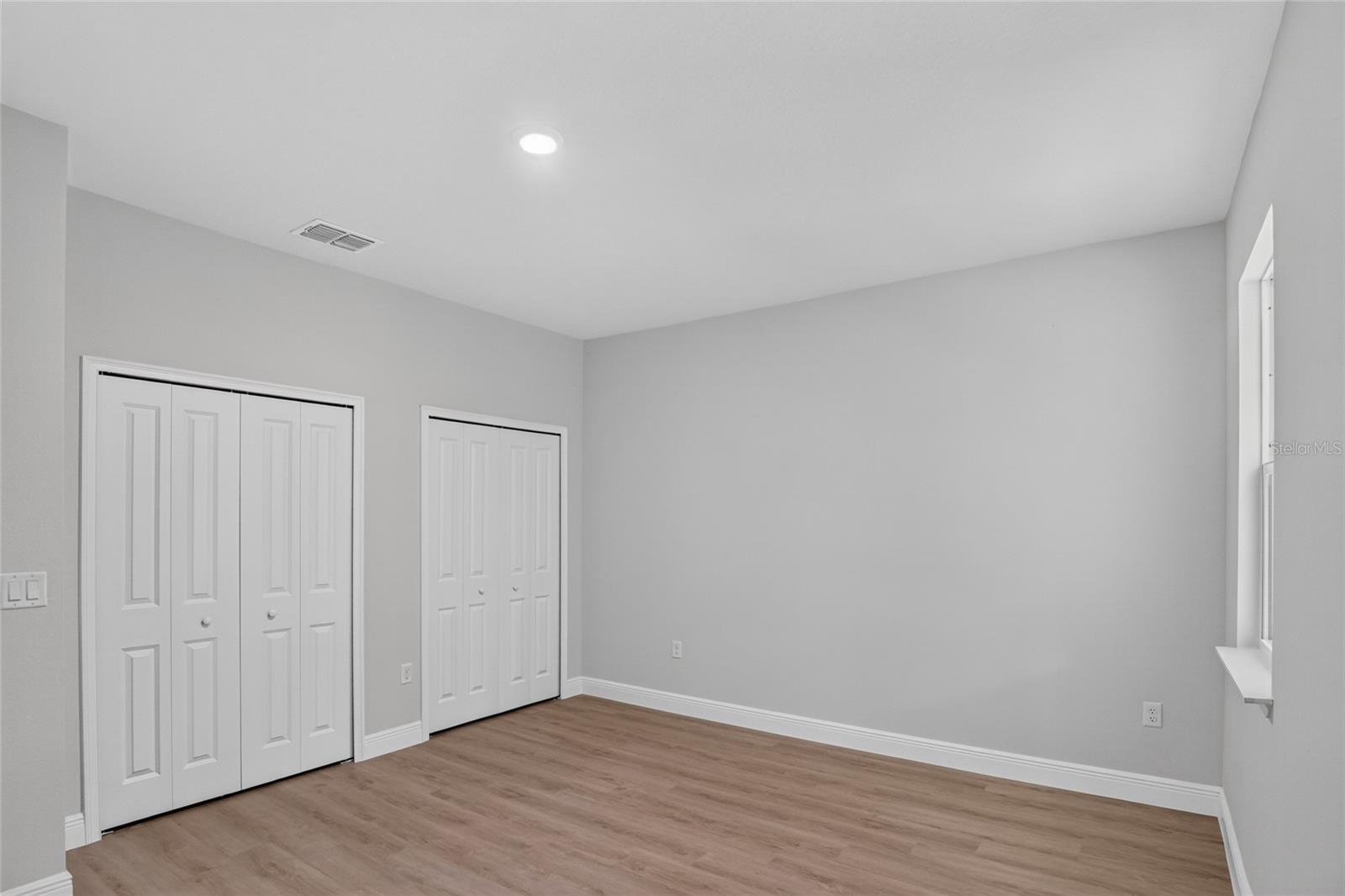 54 Douglas St Property Photo 25