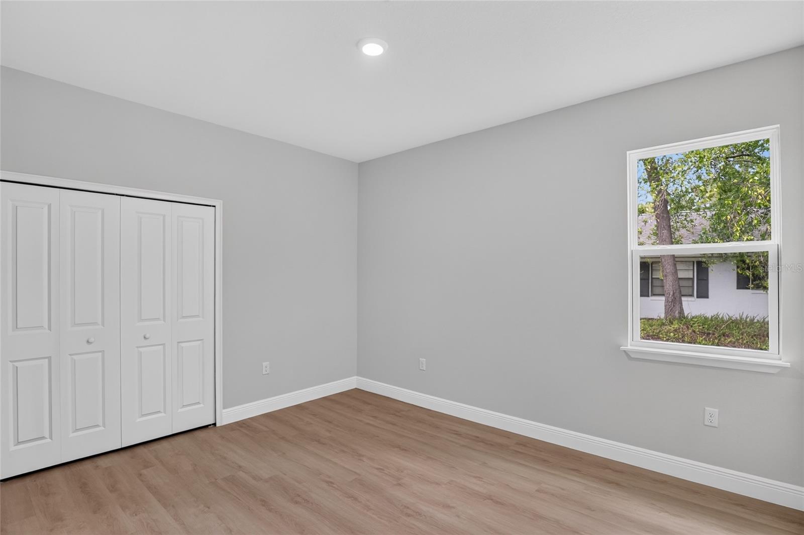 54 Douglas St Property Photo 26
