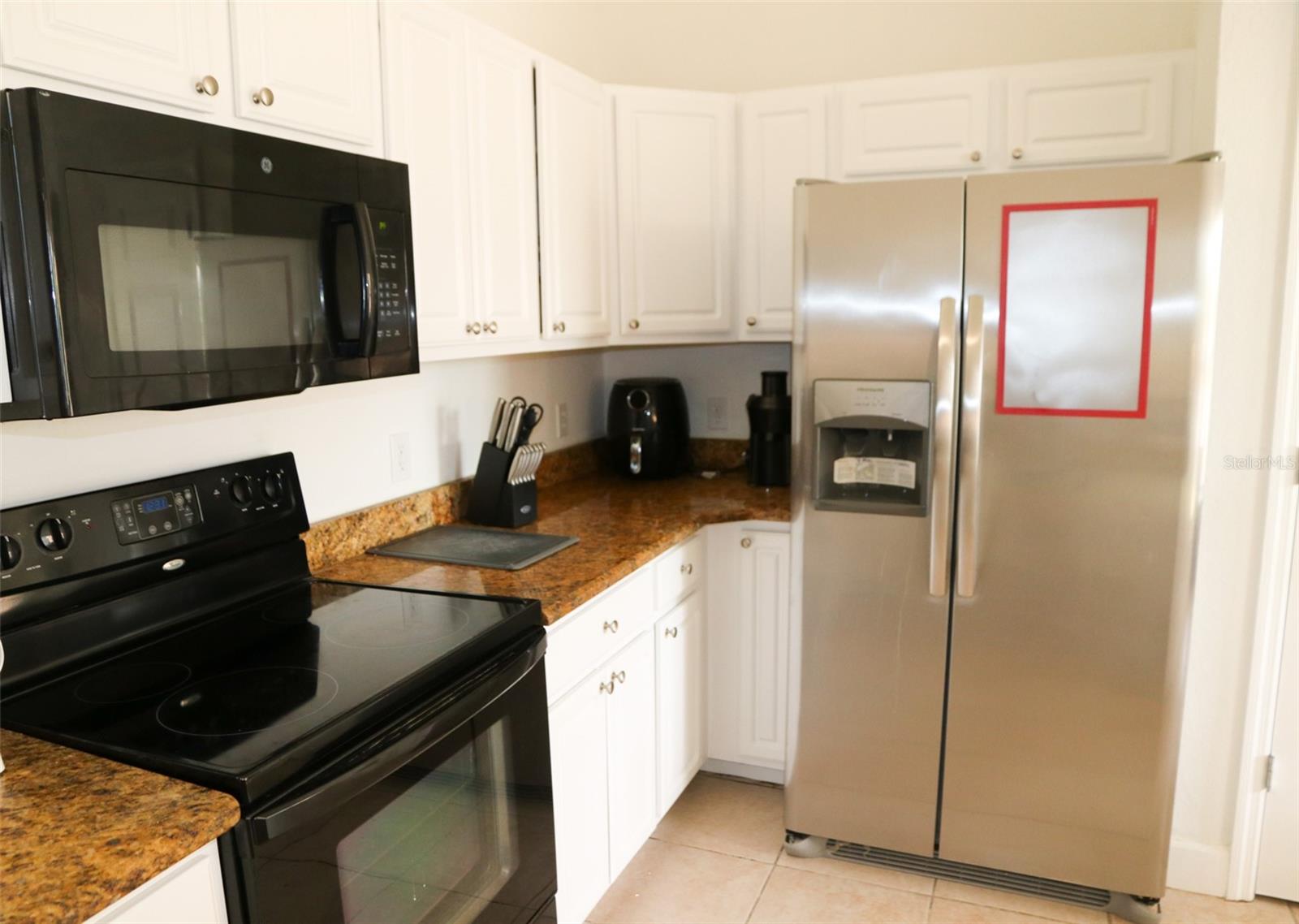 O6427624 Property Photo 39