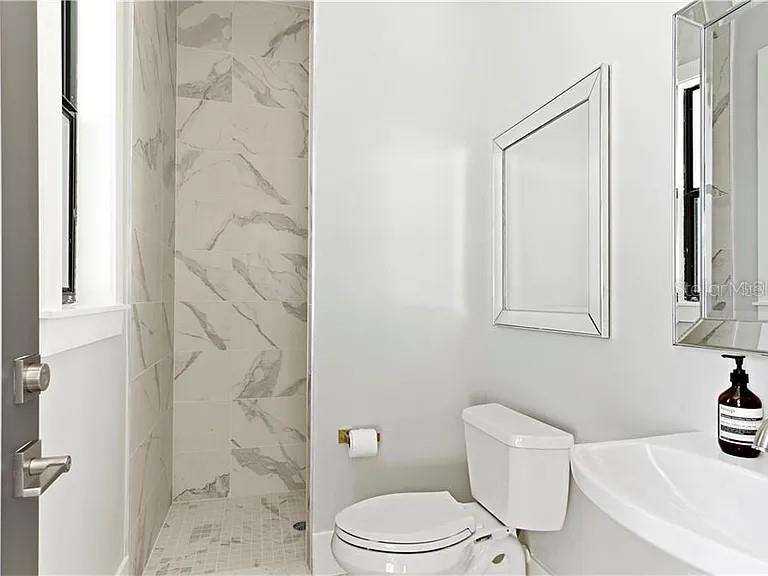 2234 Howard Dr Property Photo 26