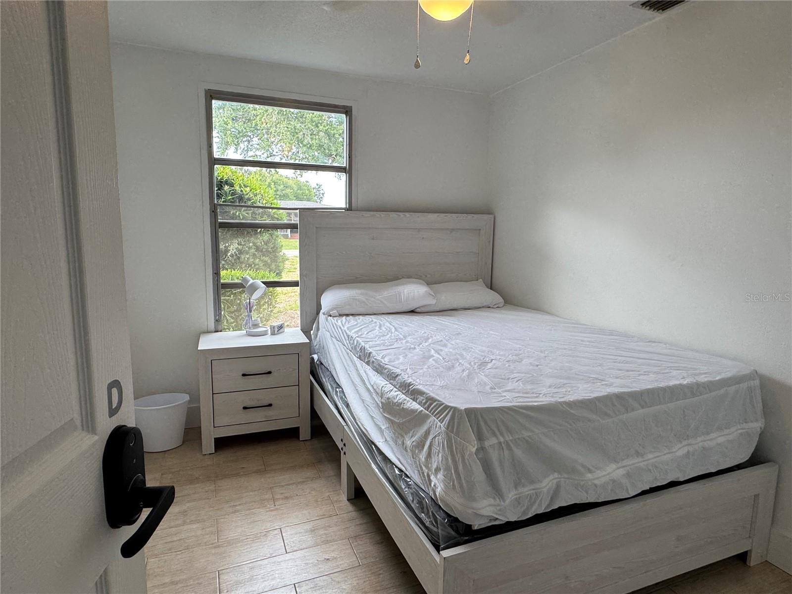 O6427651 Property Photo 9