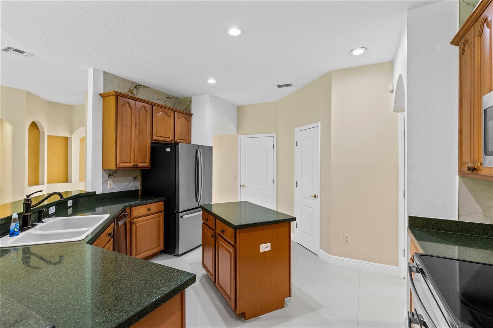 856 Timber Isle Dr Property Photo 11