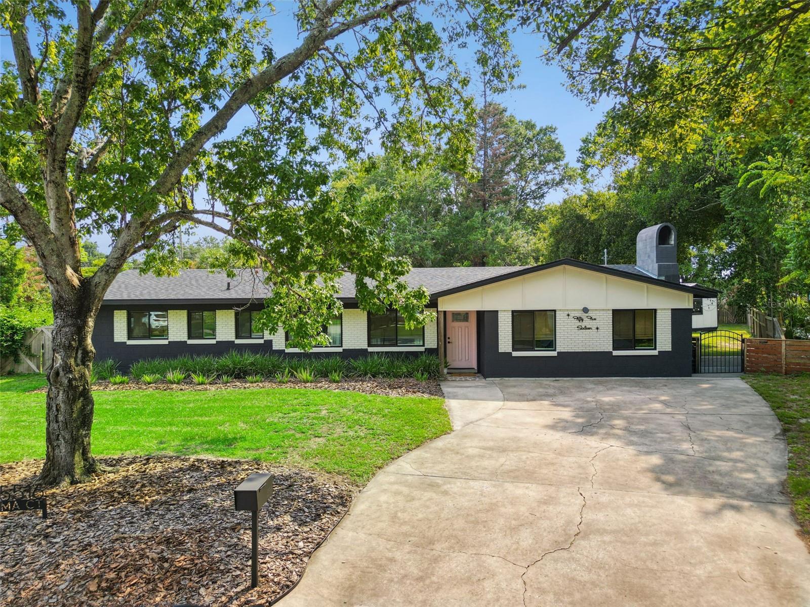 5516 Barma Ct Property Photo 1