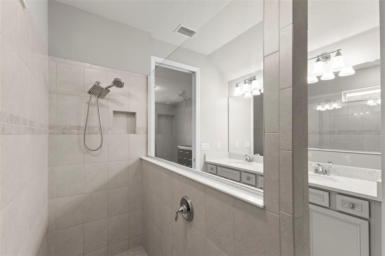 18935 Birchwood Groves Dr Property Photo 28