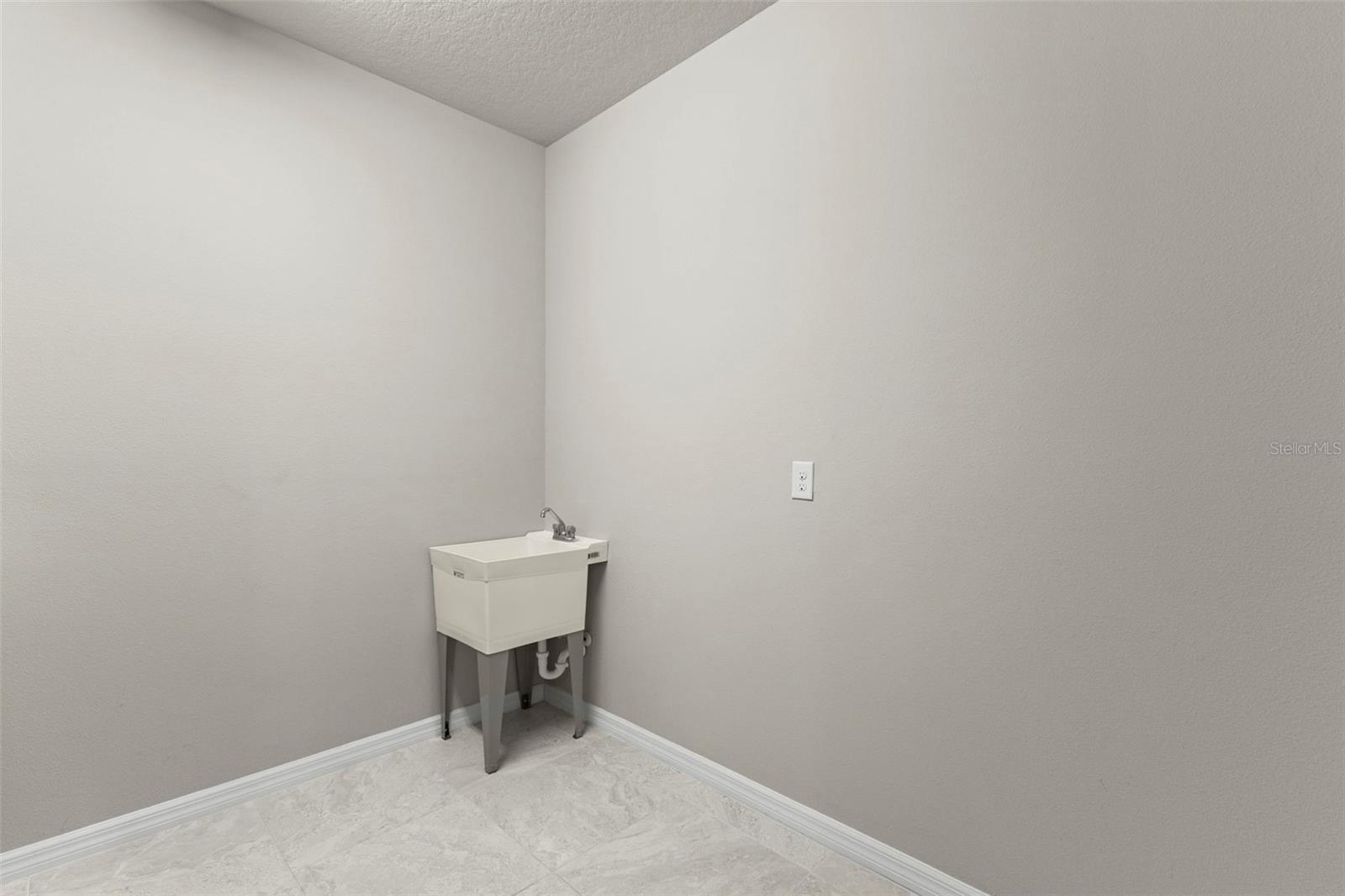 18935 Birchwood Groves Dr Property Photo 42