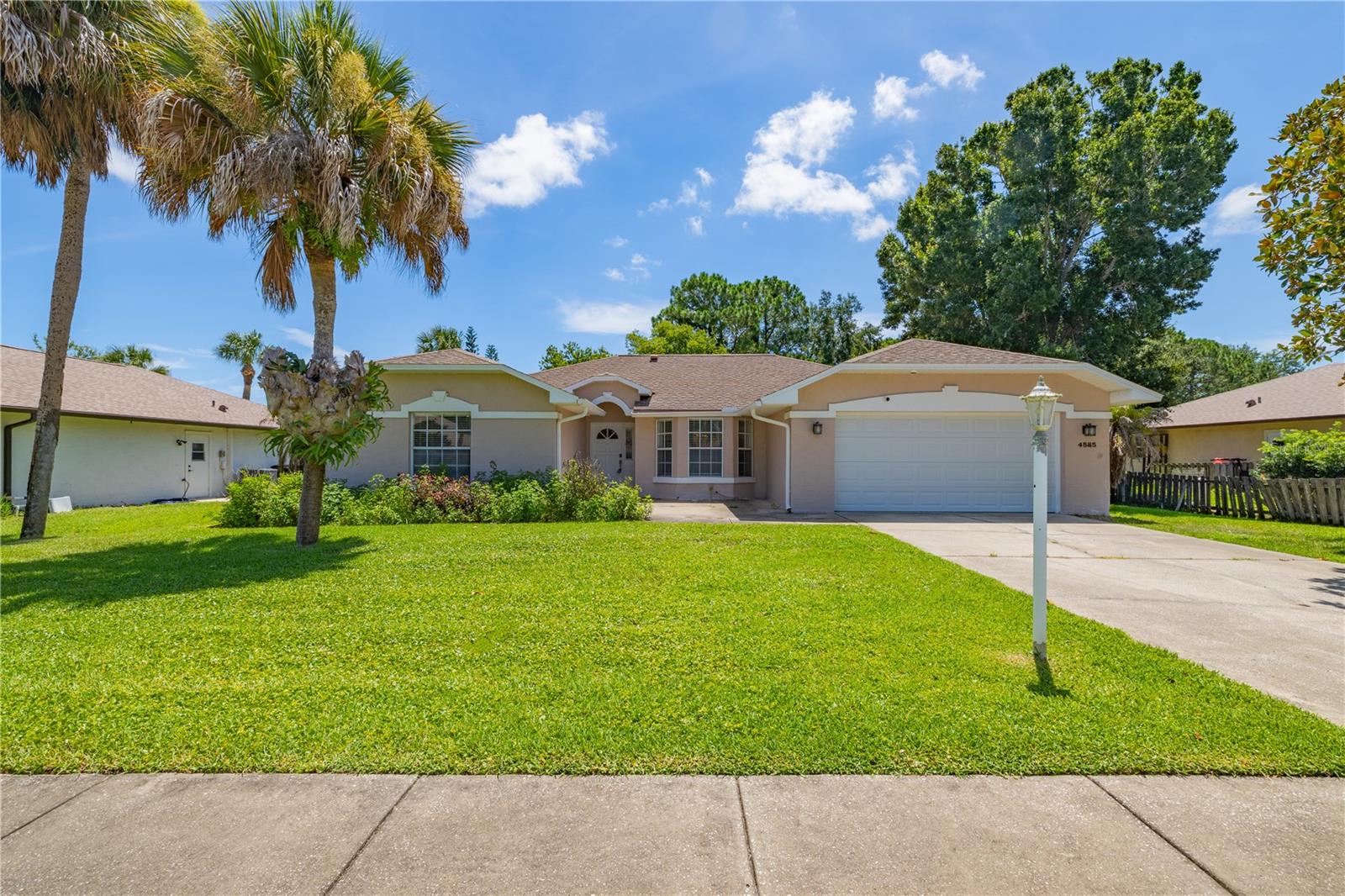 4585 Miles Dr Property Photo 3
