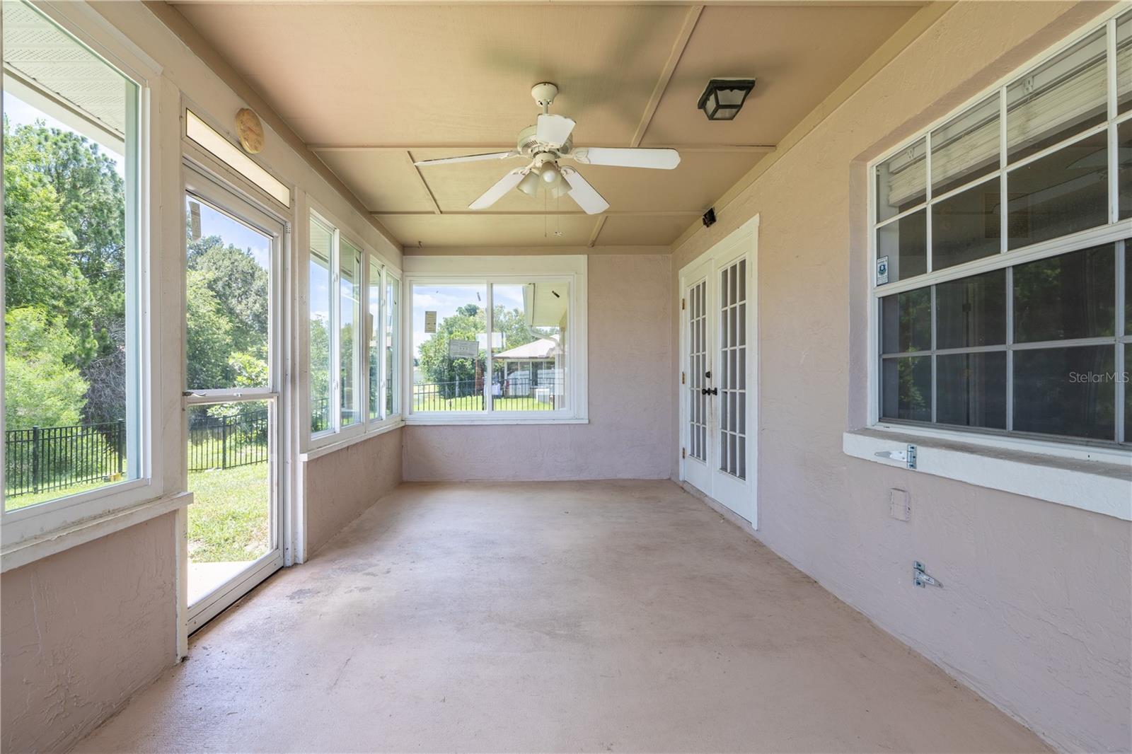 4585 Miles Dr Property Photo 24