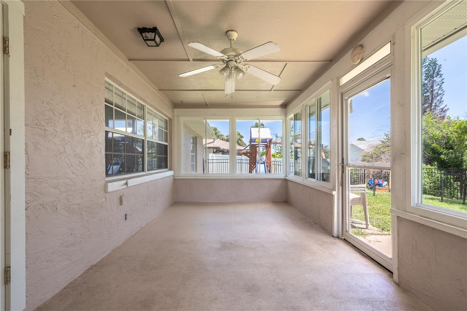 4585 Miles Dr Property Photo 25