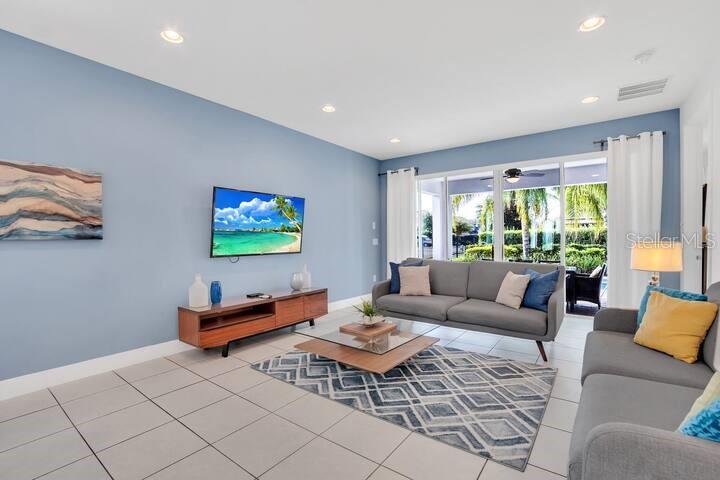200 Pendant Ct Property Photo 9