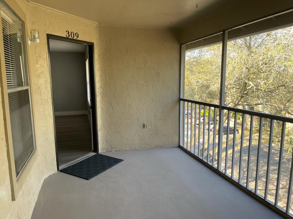 623 Dory Ln #309 Property Photo 2