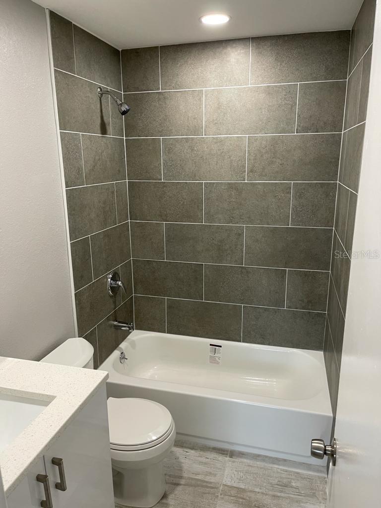 623 Dory Ln #309 Property Photo 21