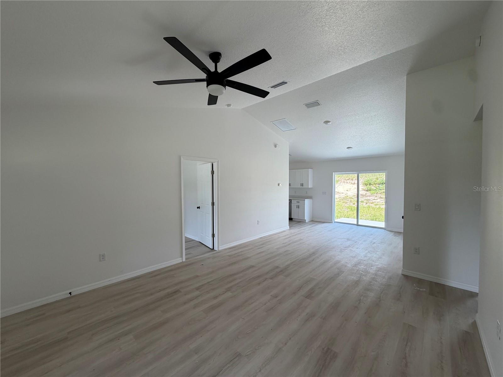 2691 Sw 148th Ct Property Photo 6