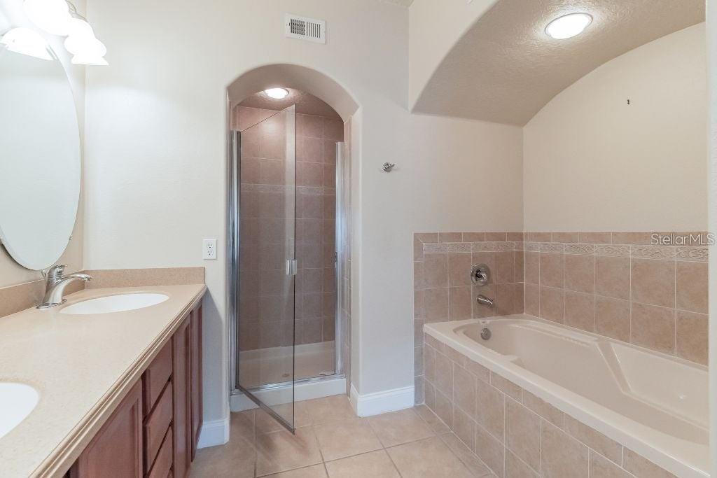 1733 Prospect Ave Property Photo 5