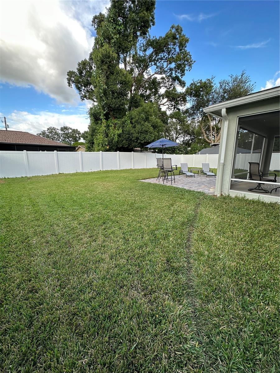 3313 W Walnut St Property Photo 21