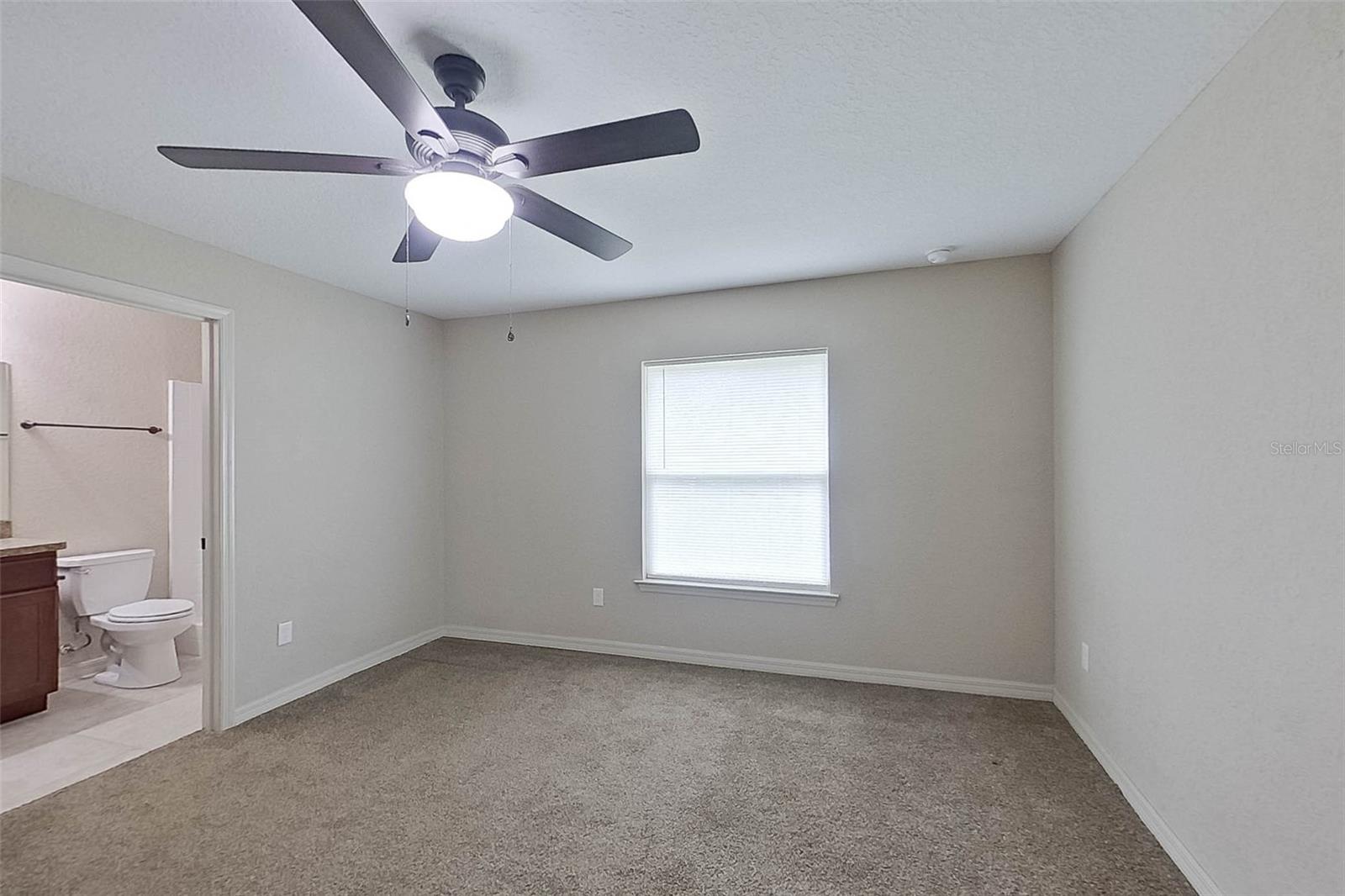 13691 Sw 43rd Cir Property Photo 6