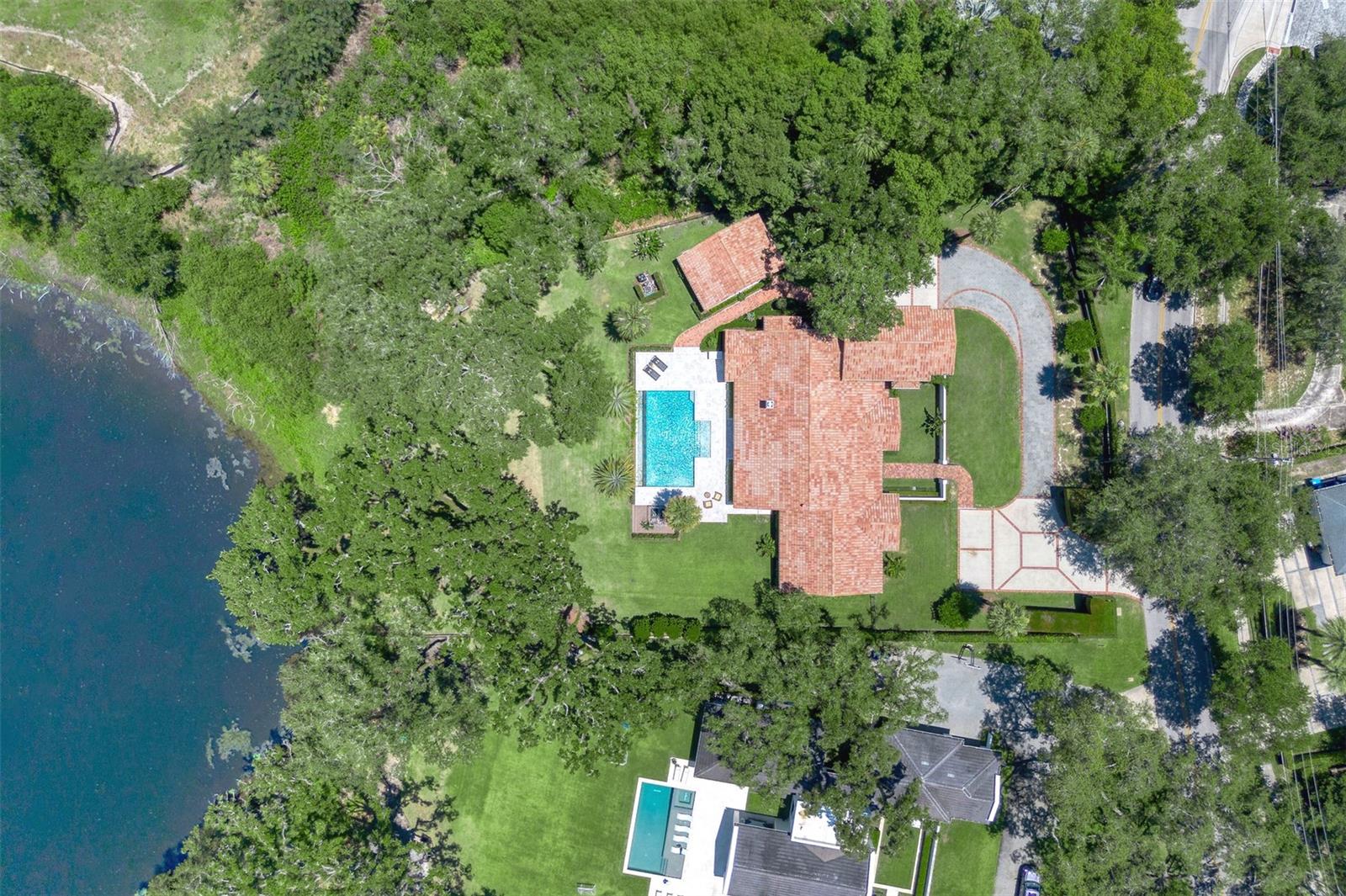 2525 Temple Dr Property Photo 1