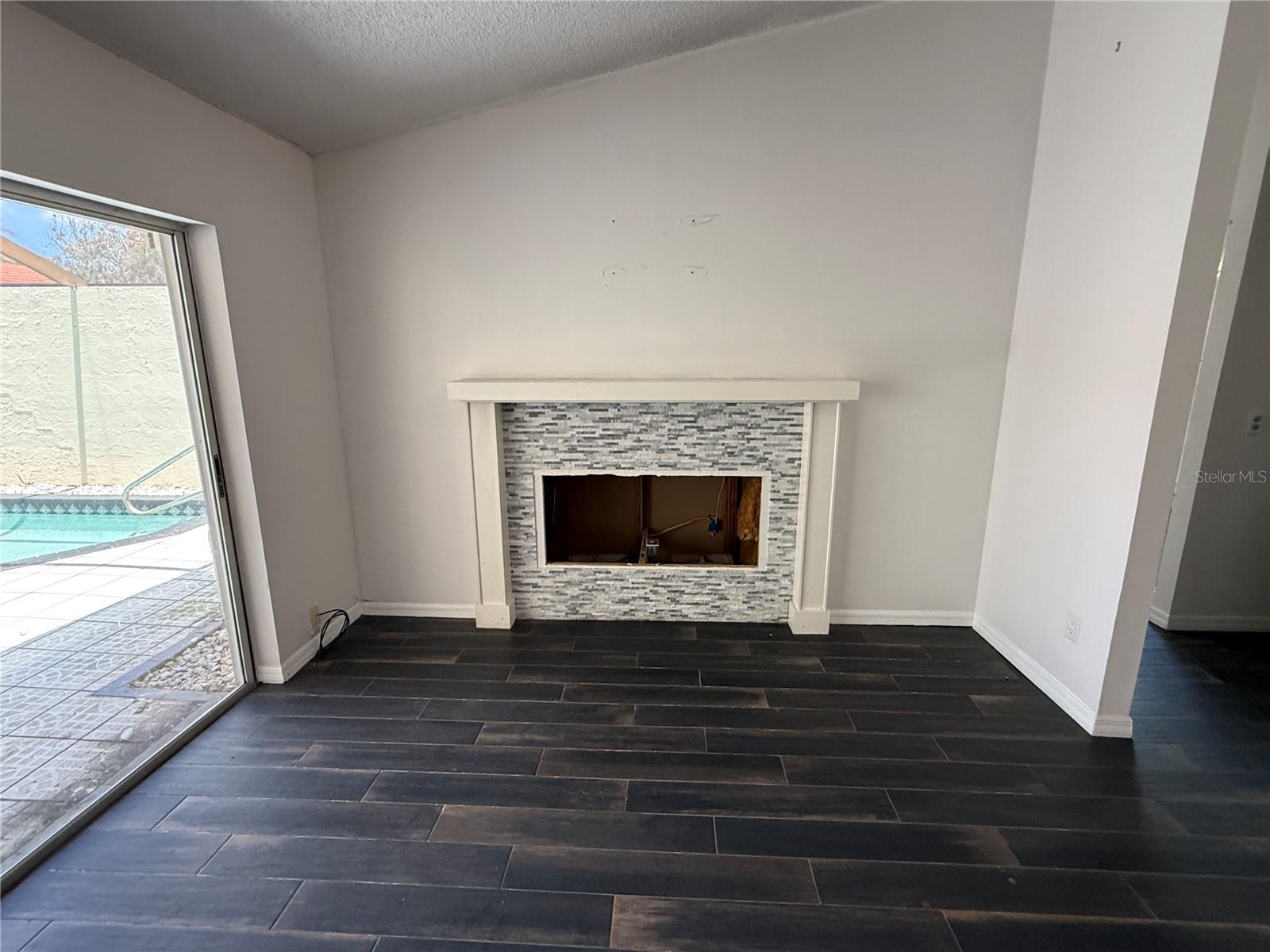 4942 Samoa Cir #5 Property Photo 5