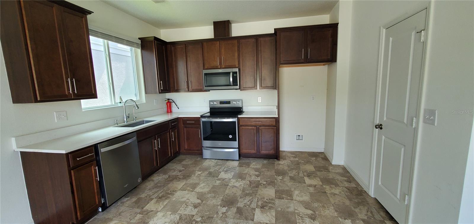 2354 Twin Flower Ln Property Photo 7