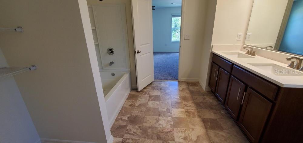 2354 Twin Flower Ln Property Photo 12
